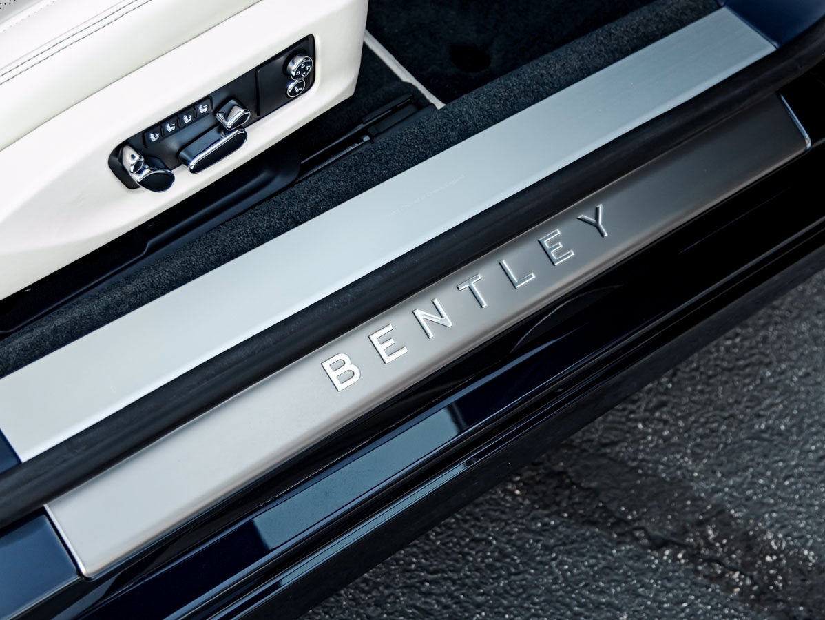 2027 Bentley Continental GTC Base