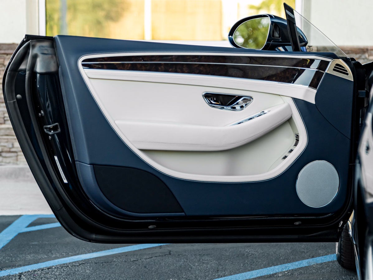 2027 Bentley Continental GTC Base