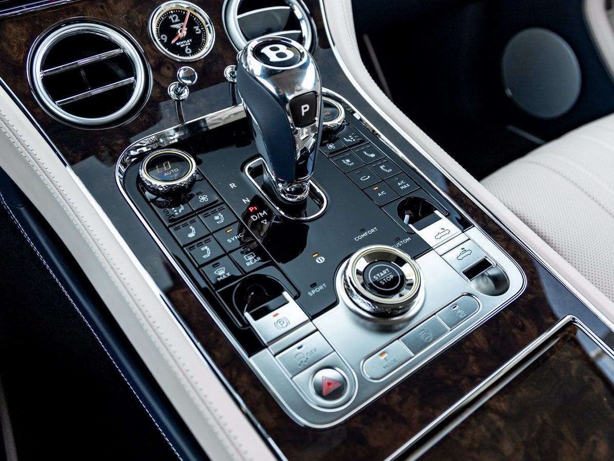 2027 Bentley Continental GTC Base
