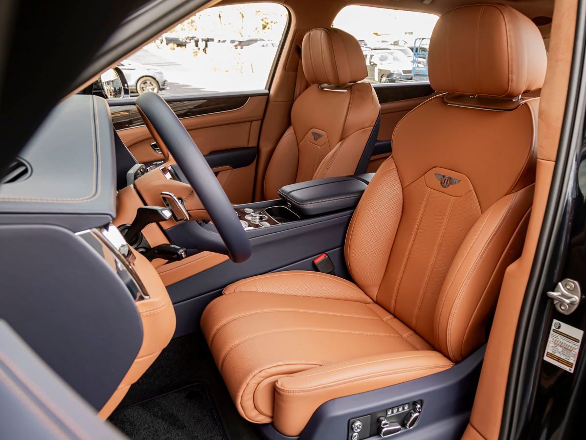 2026 Bentley Bentayga V8