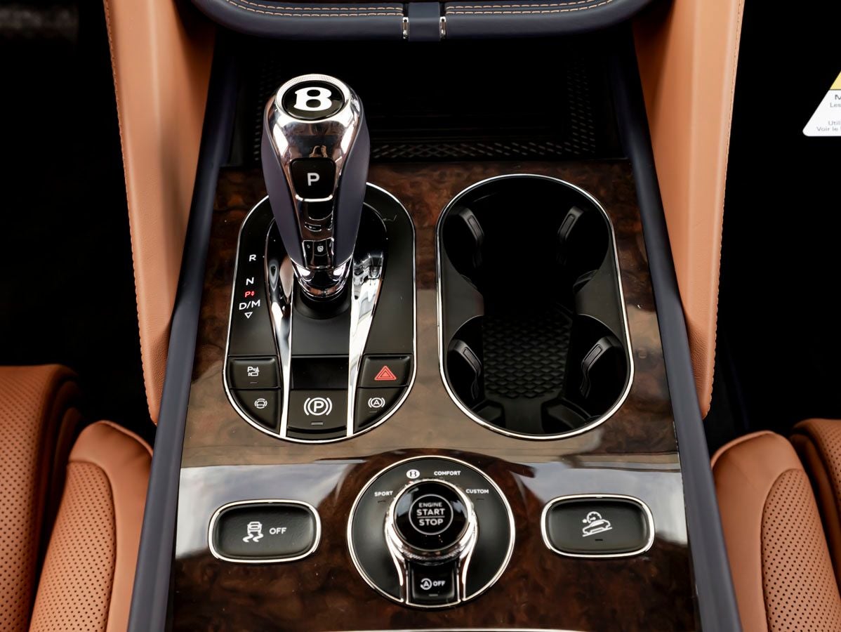 2026 Bentley Bentayga V8