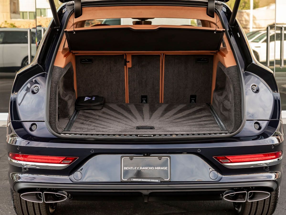 2026 Bentley Bentayga V8