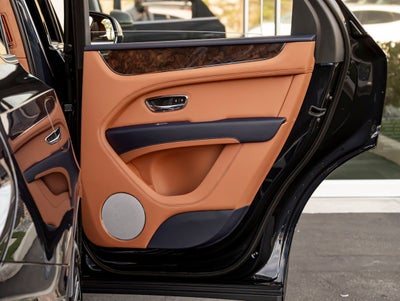2026 Bentley Bentayga V8