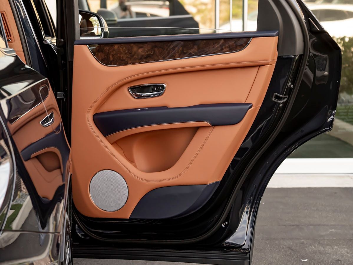 2026 Bentley Bentayga V8