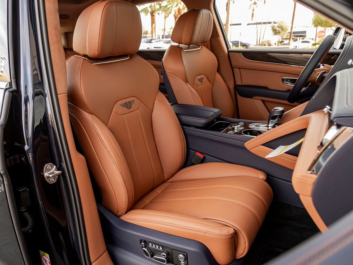 2026 Bentley Bentayga V8
