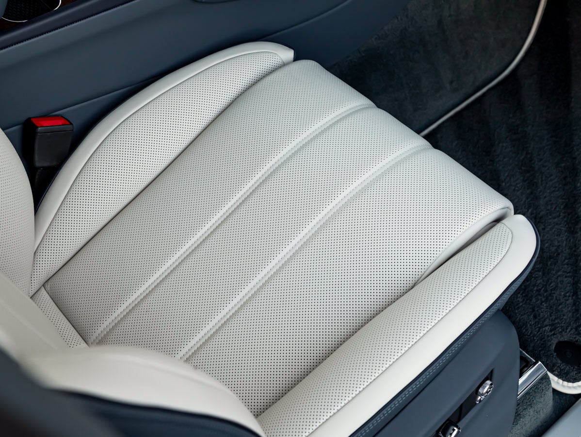 2026 Bentley Bentayga Artenara Edition V8