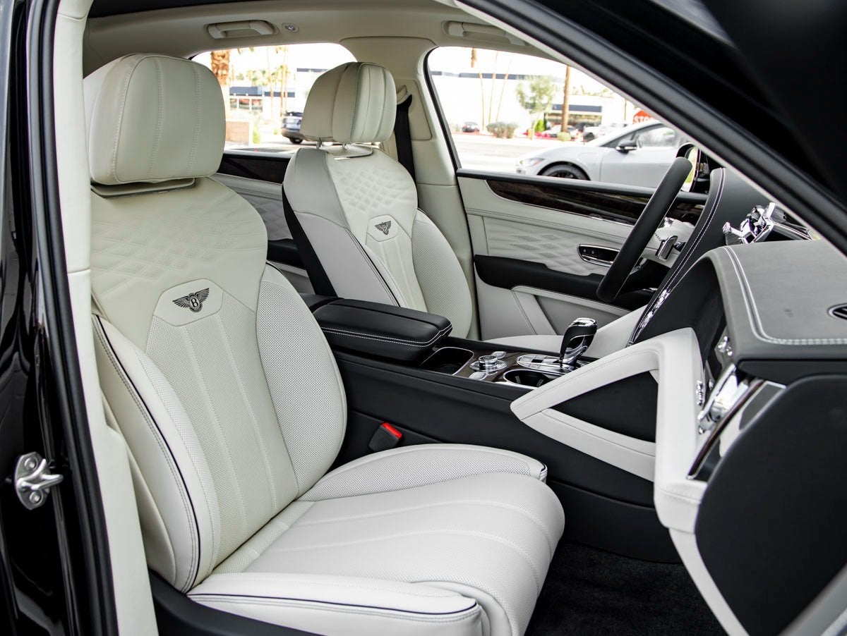 2025 Bentley Bentayga V8
