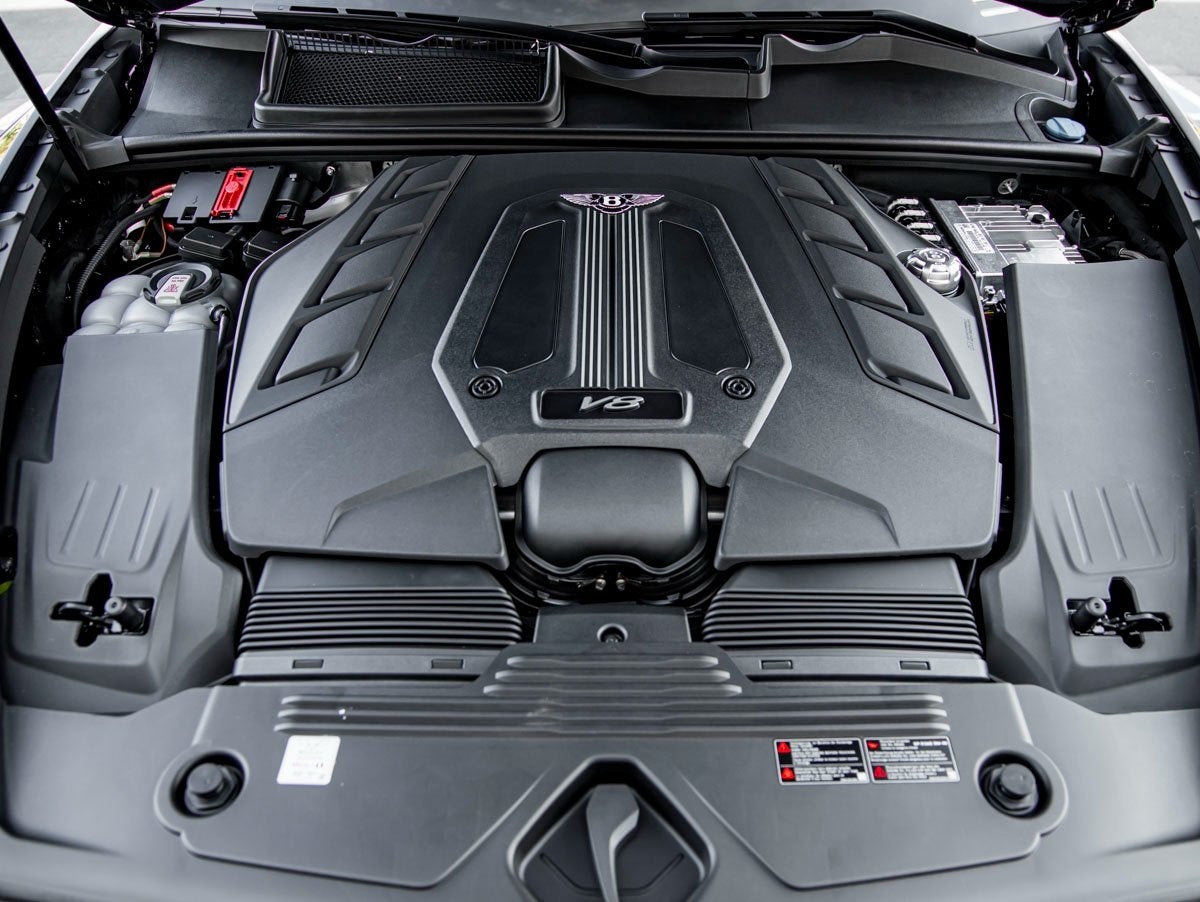 2025 Bentley Bentayga V8