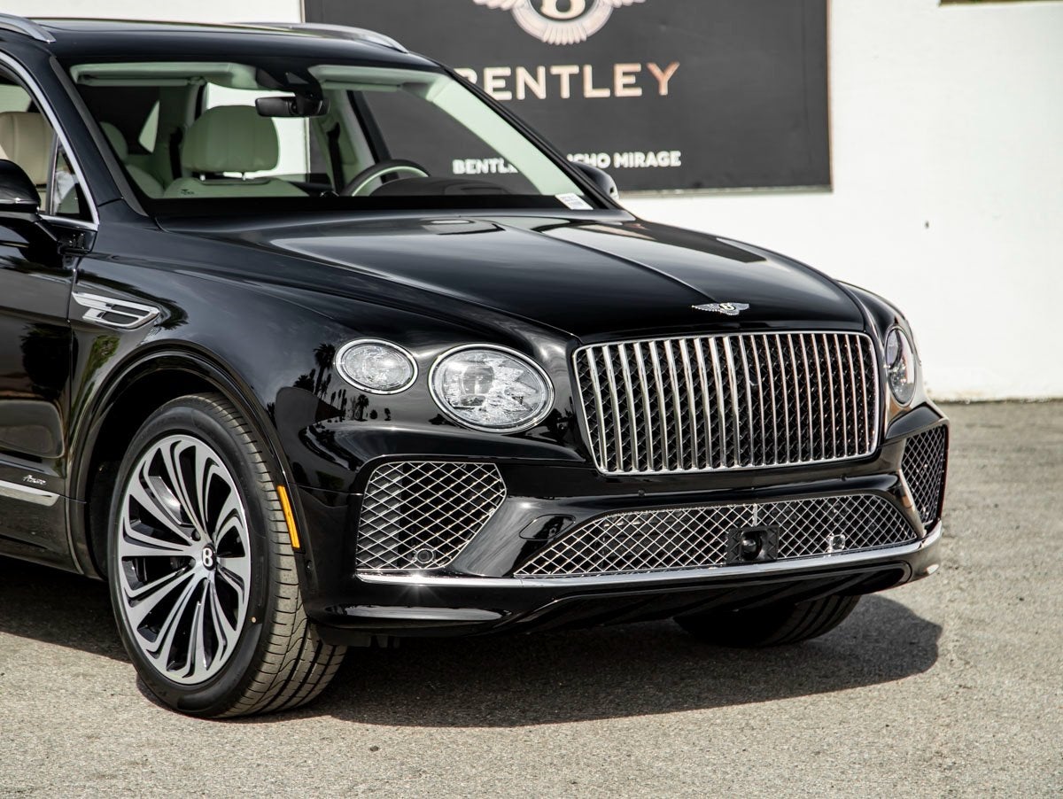 2025 Bentley Bentayga V8