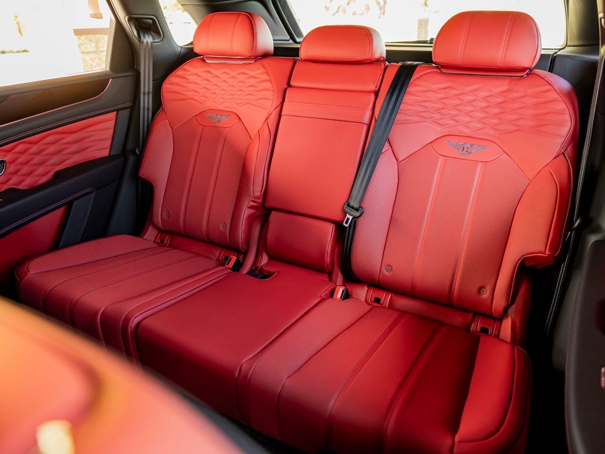 2025 Bentley Bentayga Azure V8