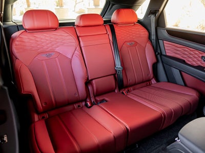 2025 Bentley Bentayga Azure V8