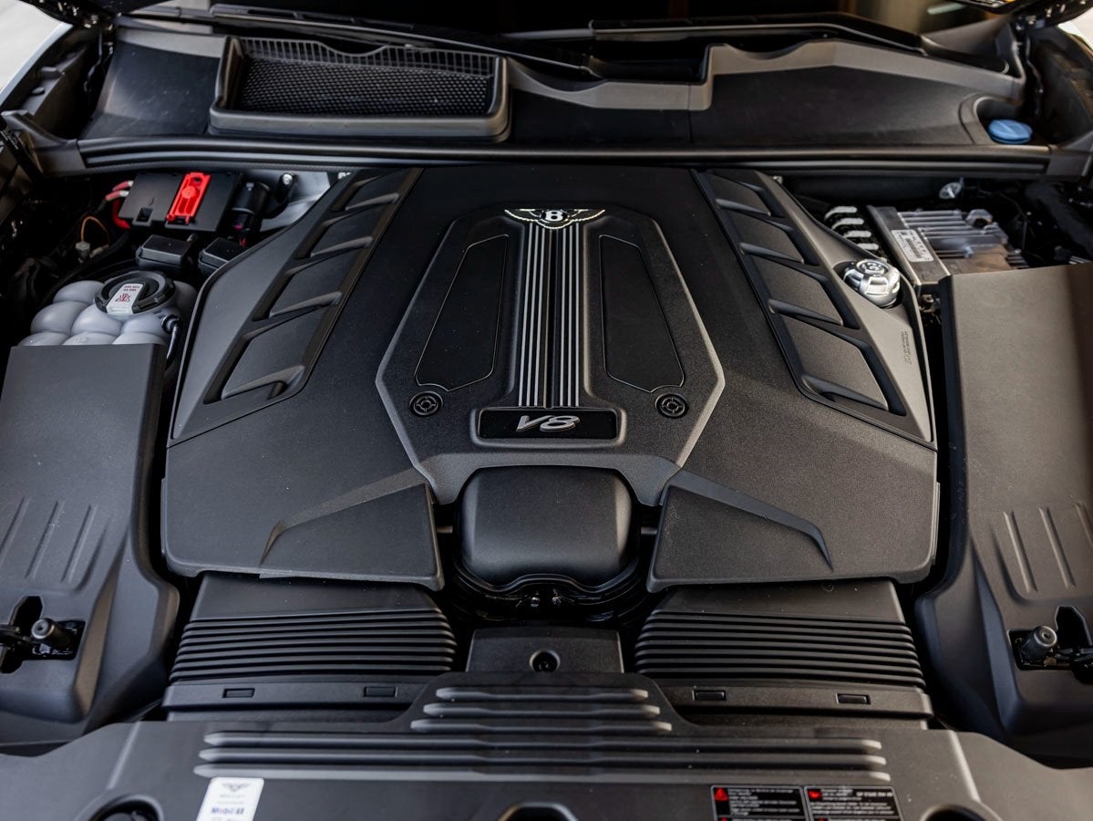 2025 Bentley Bentayga Azure V8