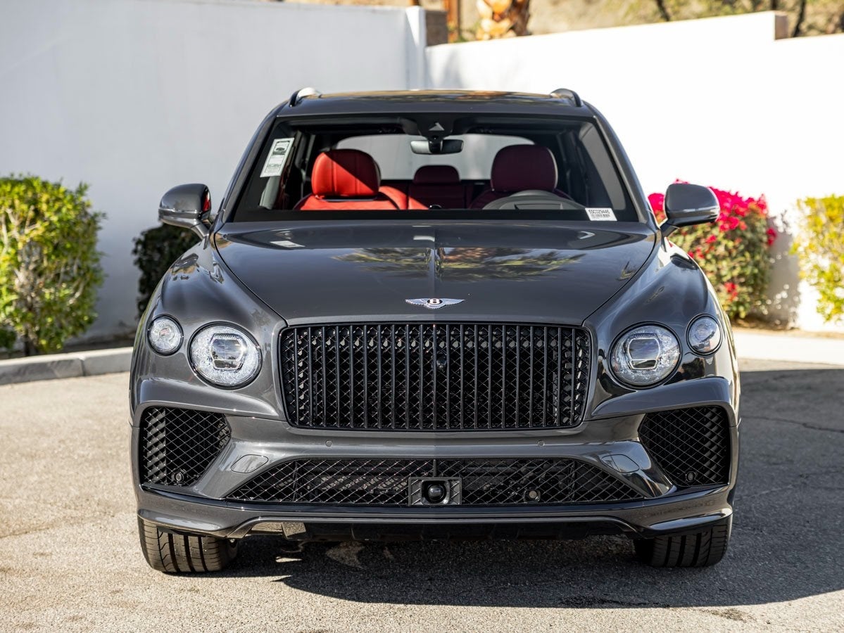 2025 Bentley Bentayga Azure V8