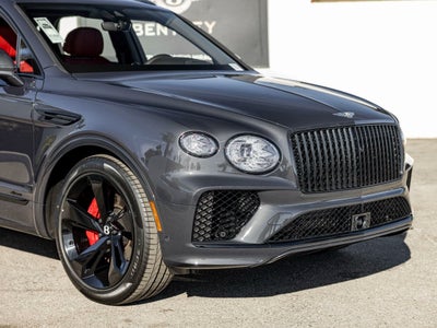 2025 Bentley Bentayga Azure V8