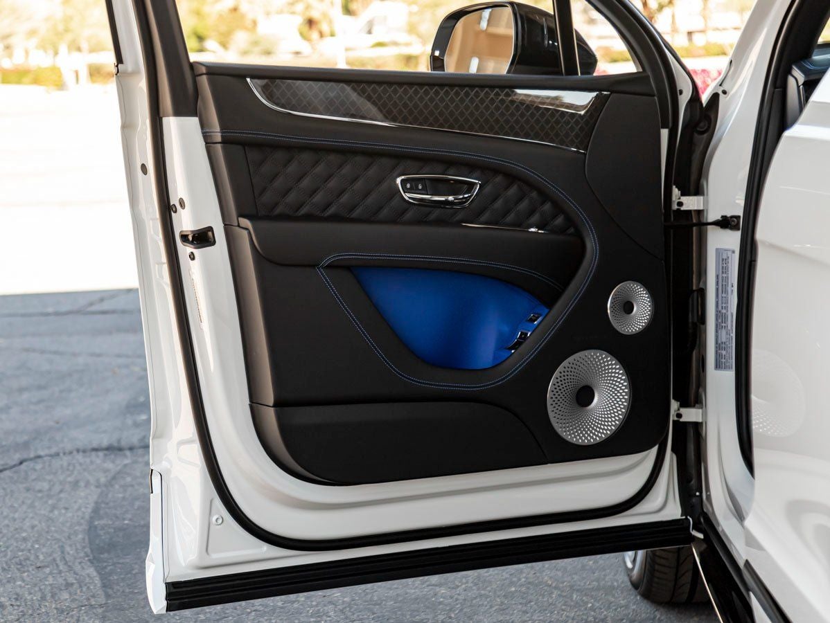 2025 Bentley Bentayga S Black Edition V8