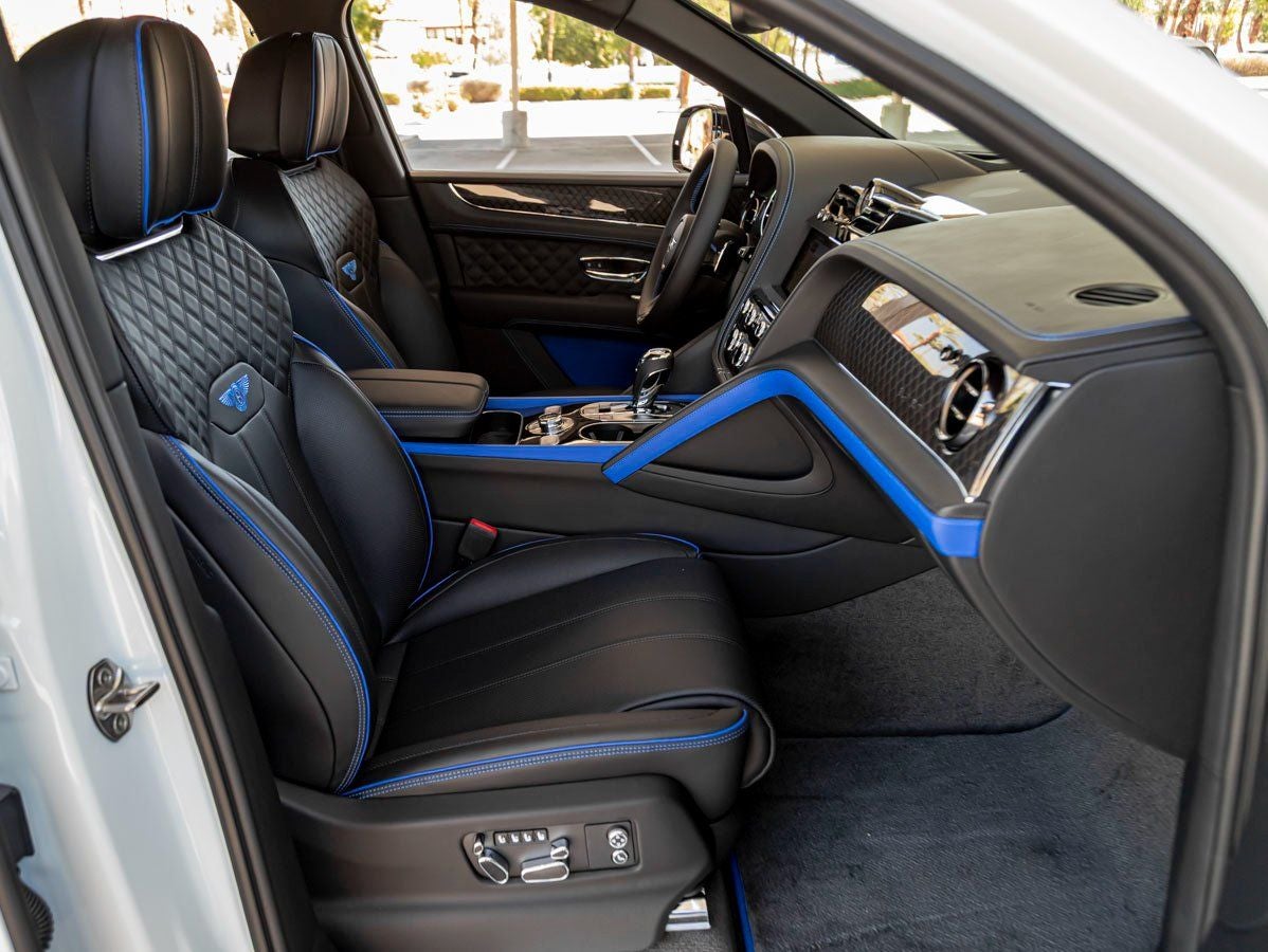 2025 Bentley Bentayga S Black Edition V8