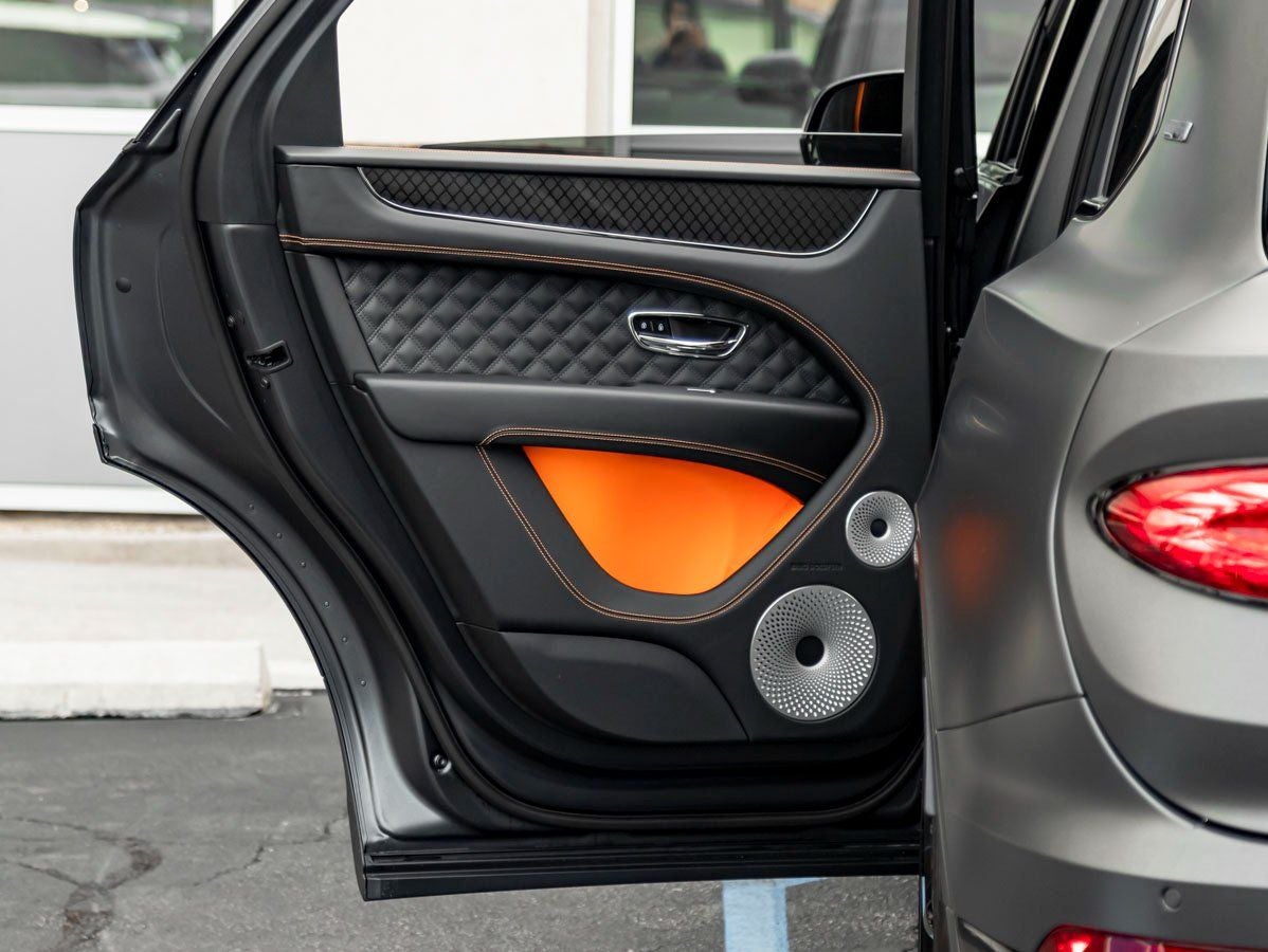 2025 Bentley Bentayga V8