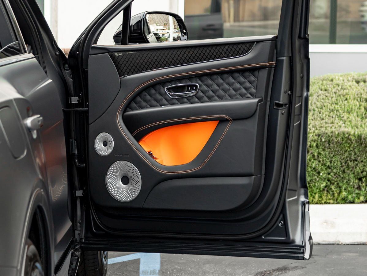 2025 Bentley Bentayga V8