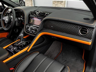 2025 Bentley Bentayga V8