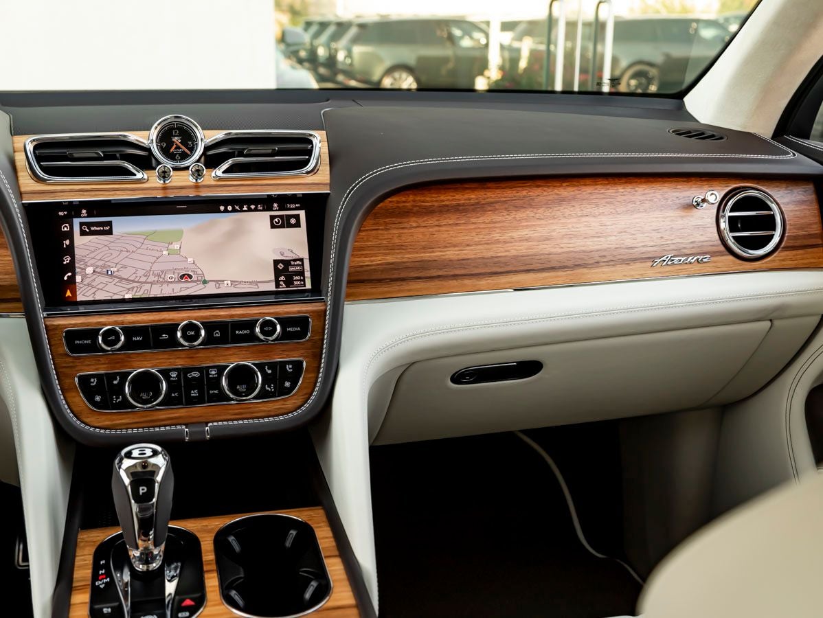 2026 Bentley Bentayga Azure V8