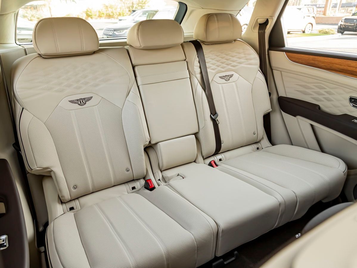 2026 Bentley Bentayga Azure V8