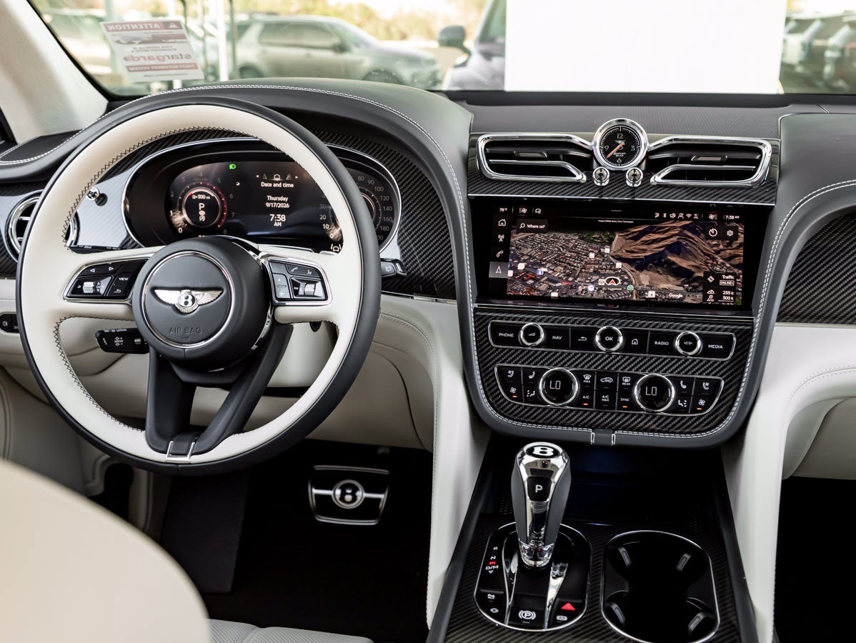 2027 Bentley Bentayga Azure V8