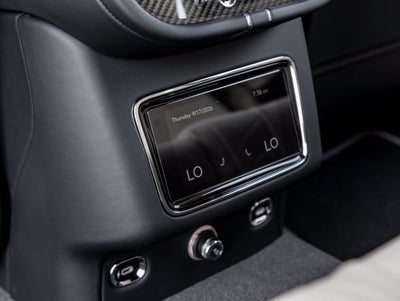 2027 Bentley Bentayga Azure V8