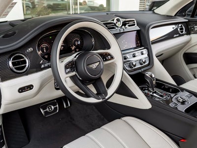 2027 Bentley Bentayga Azure V8