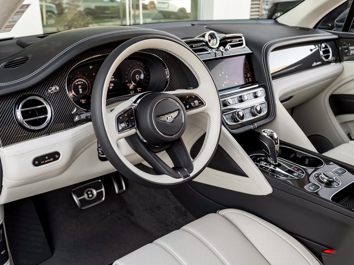 2027 Bentley Bentayga Azure V8