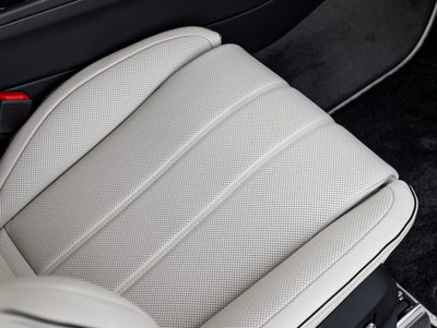 2027 Bentley Bentayga Azure V8