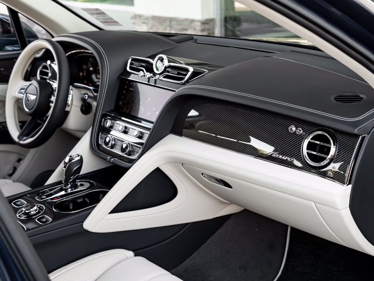 2027 Bentley Bentayga Azure V8