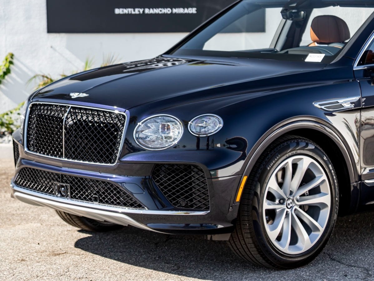 2025 Bentley Bentayga EWB Base