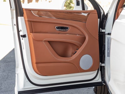 2025 Bentley Bentayga EWB Base