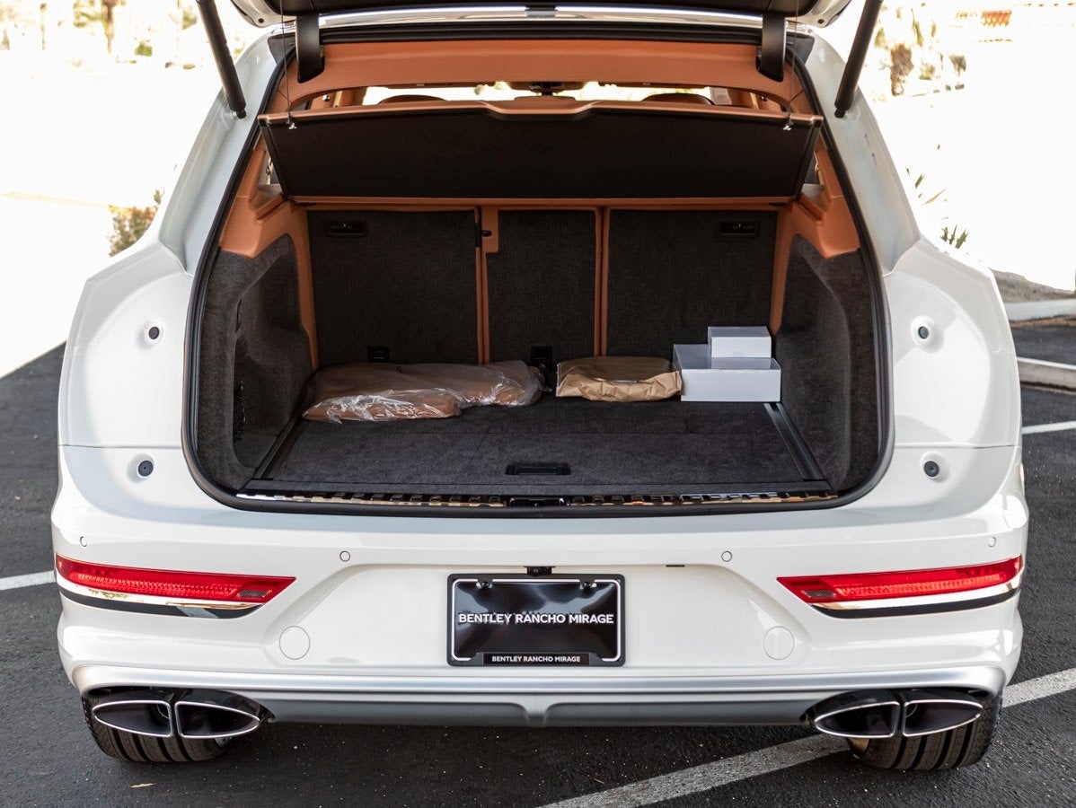 2025 Bentley Bentayga EWB Base