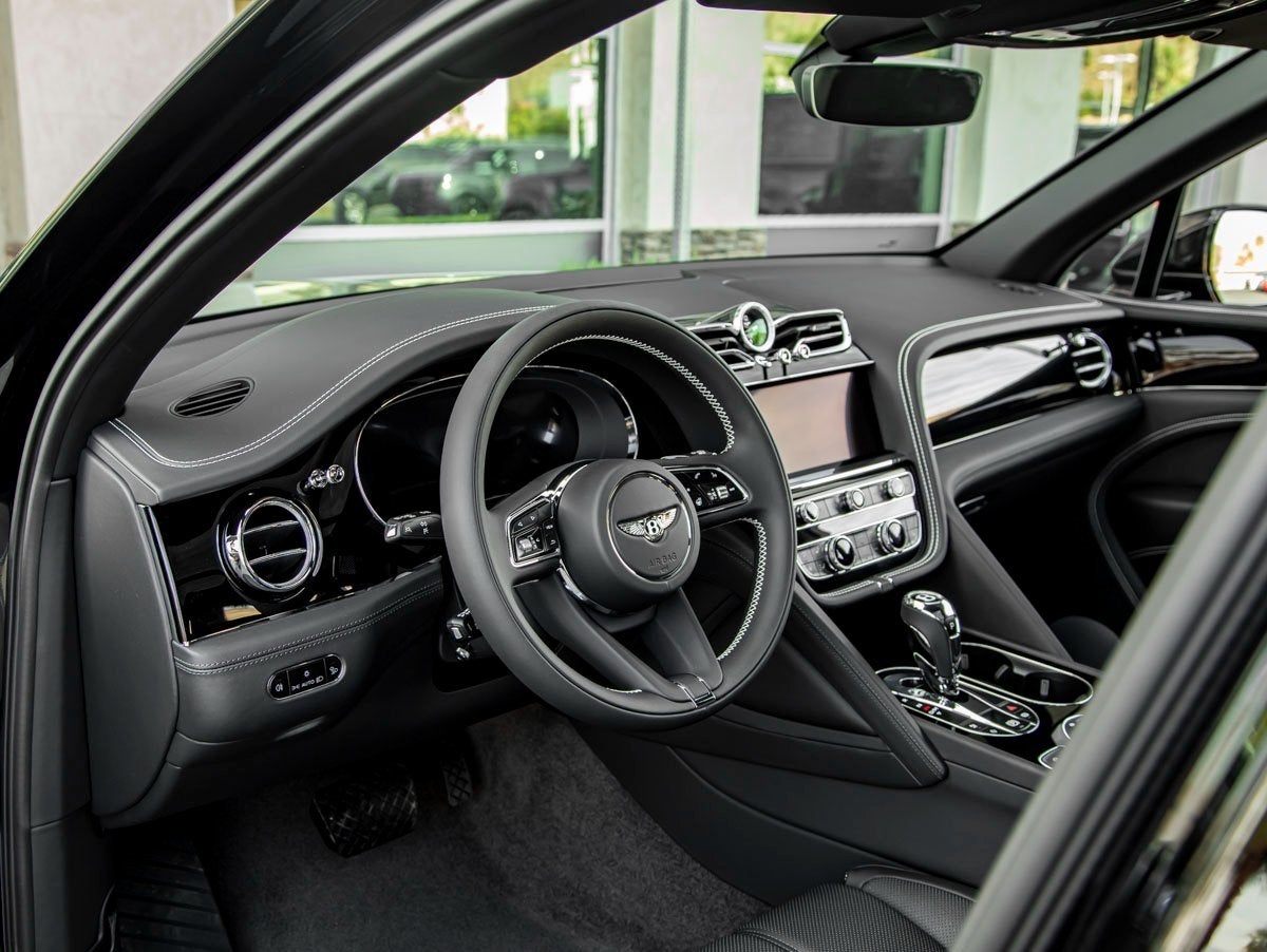 2025 Bentley Bentayga EWB Base