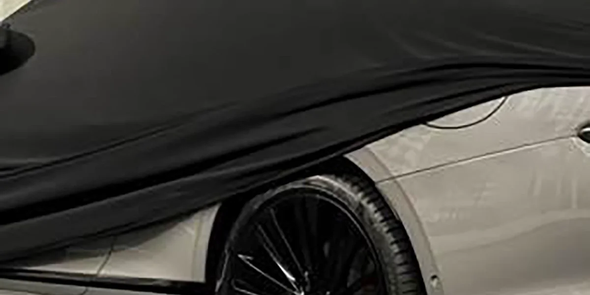 Infotainment and technology of %(YEAR) Bentley %(MODEL).